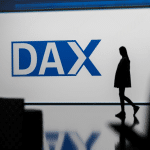 SKN | מדד DAX מתאושש ל-24,292: האם הזינוק בסוף השבוע מאותת על עוצמה מתמשכת בשווקי אירופה?