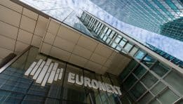 SKN | שווקי אירופה ממשיכים לרדת: EURO STOXX 50 מוביל את הירידות